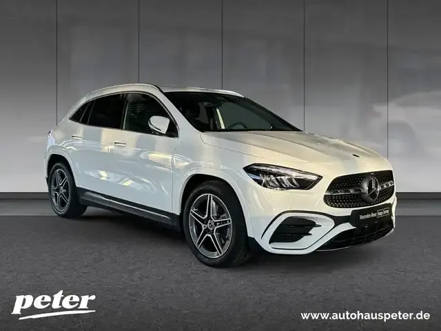 Mercedes-Benz GLA 200