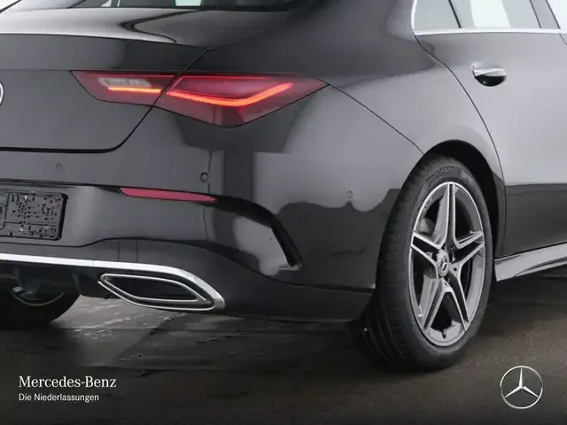 Mercedes-Benz CLA 180