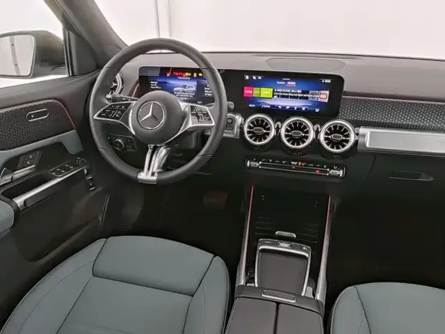Mercedes-Benz EQB 250