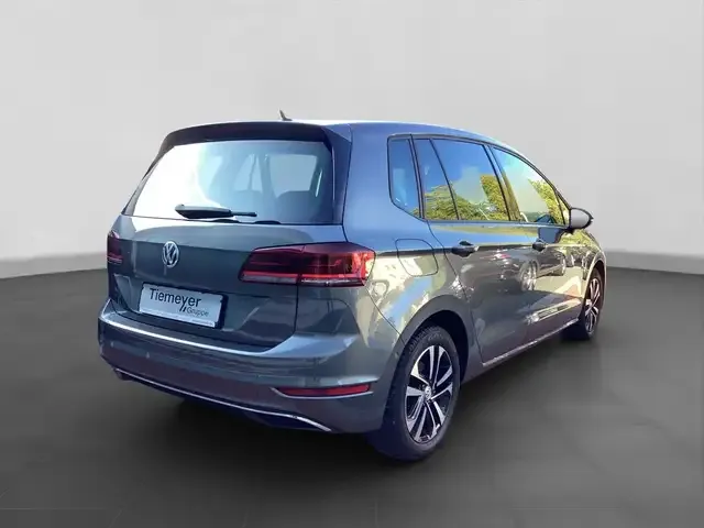 Volkswagen Golf Sportsvan