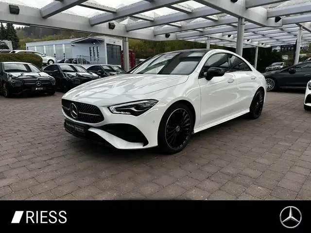 Mercedes-Benz CLA 220