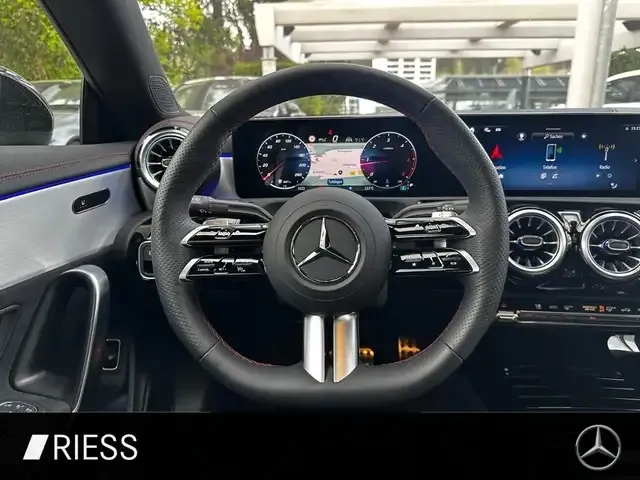 Mercedes-Benz CLA 220