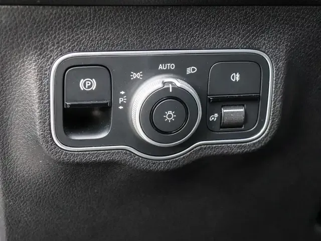 Mercedes-Benz EQB 350