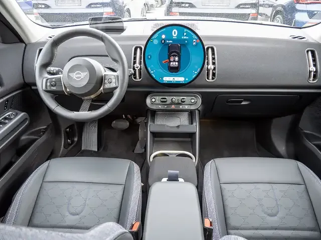 MINI Cooper D Countryman