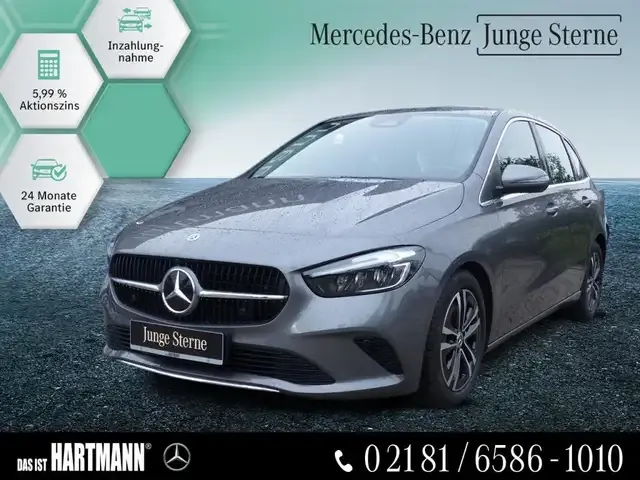Mercedes-Benz B 180