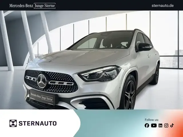 Mercedes-Benz GLA 220