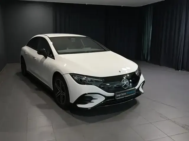 Mercedes-Benz EQE 300