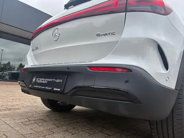 Mercedes-Benz EQA 300