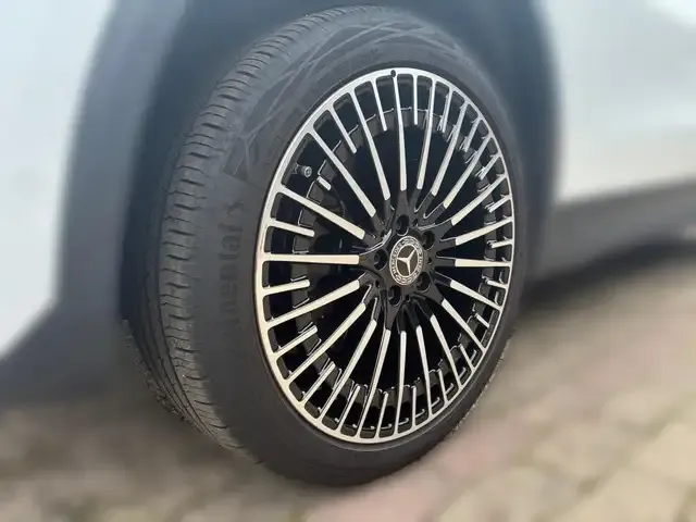Mercedes-Benz EQA 300
