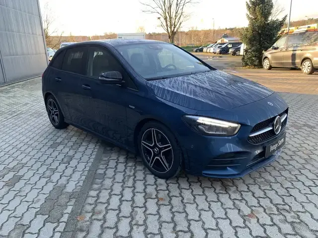 Mercedes-Benz B 250