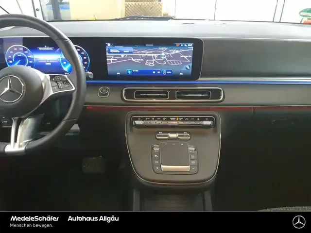 Mercedes-Benz EQV 300