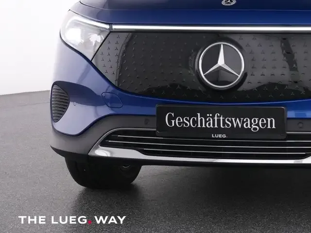 Mercedes-Benz EQB 300