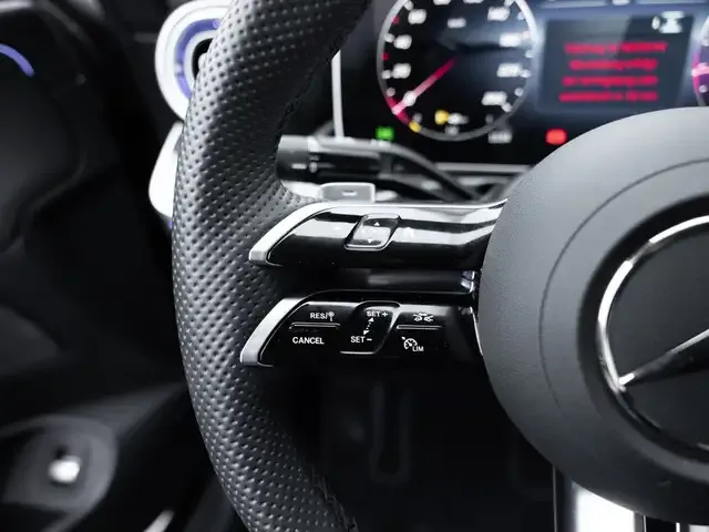 Mercedes-Benz CLE 200