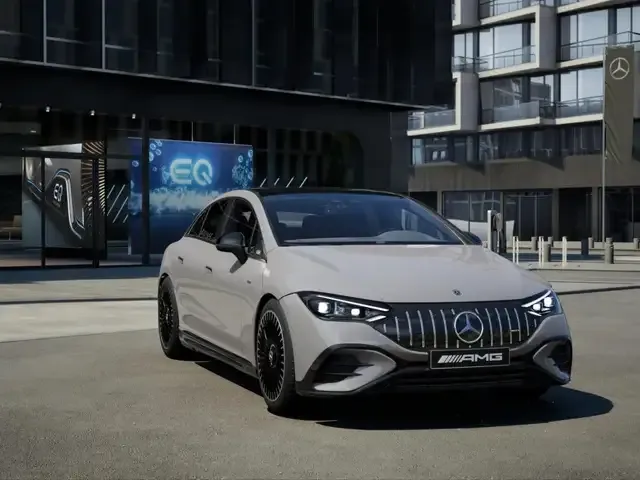 Mercedes-Benz EQE 53