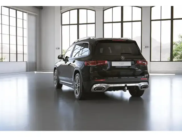 Mercedes-Benz GLB 200