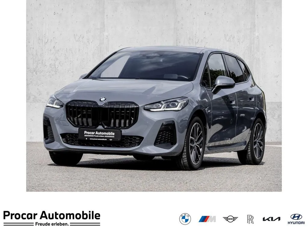 BMW 220