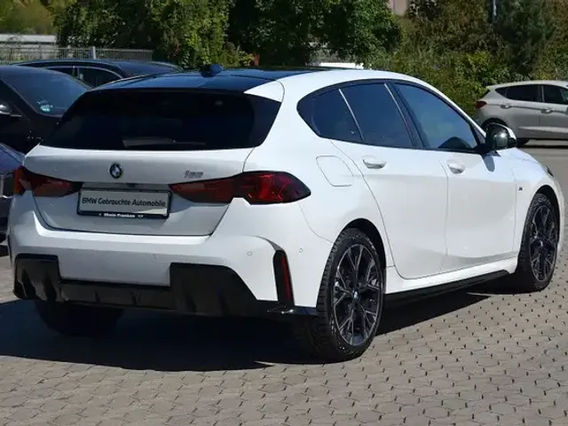 BMW 120