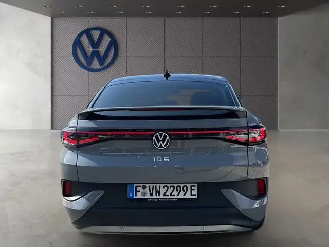 Volkswagen ID.5