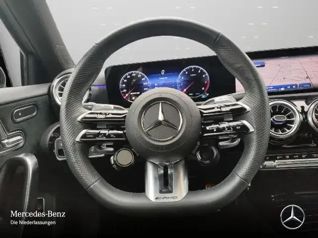 Mercedes-Benz A 35 AMG