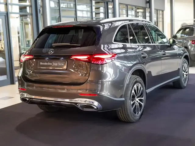 Mercedes-Benz GLC 220