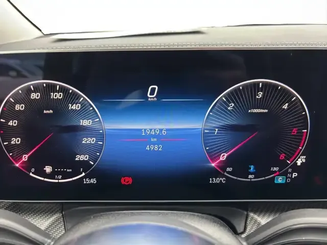Mercedes-Benz V 250