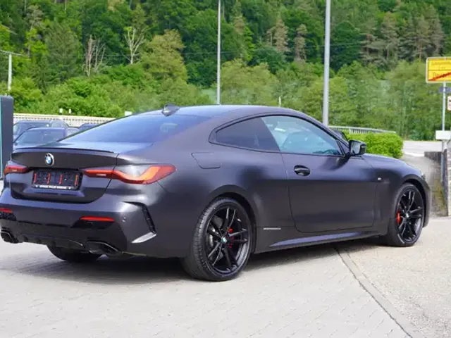 BMW 440