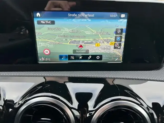 Mercedes-Benz CLA 220