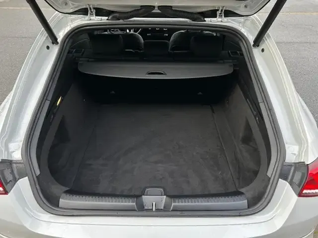 Mercedes-Benz CLA 220