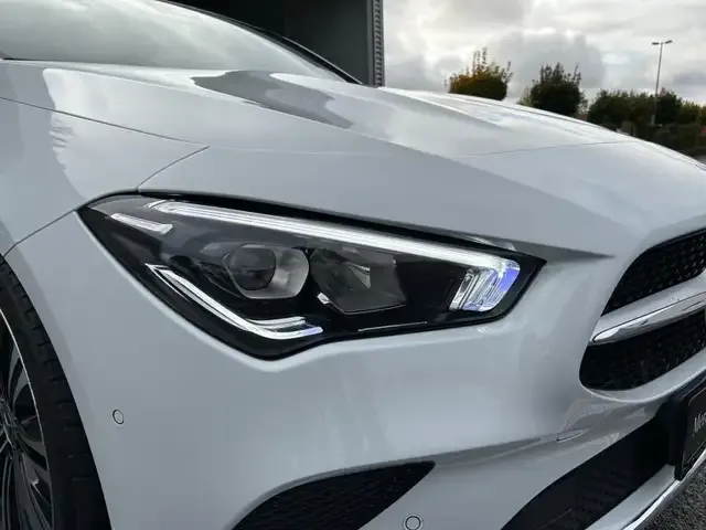 Mercedes-Benz CLA 220