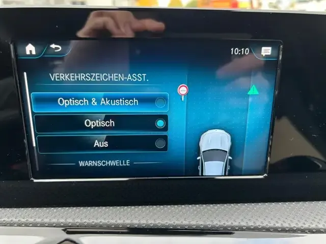 Mercedes-Benz CLA 220