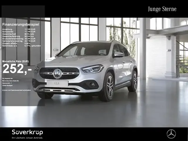 Mercedes-Benz GLA 200
