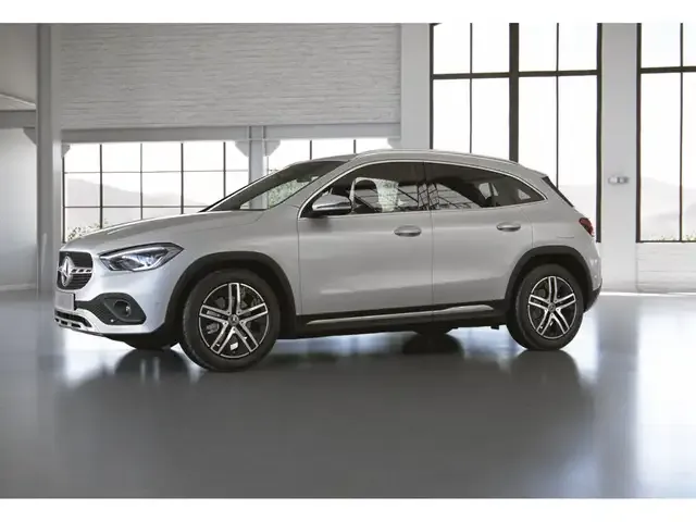 Mercedes-Benz GLA 200