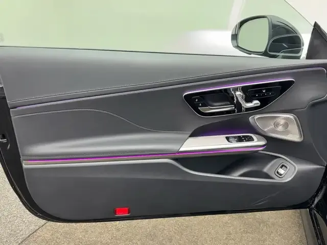 Mercedes-Benz CLE 200