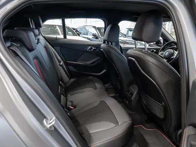 BMW 128