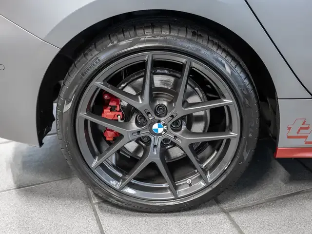 BMW 128