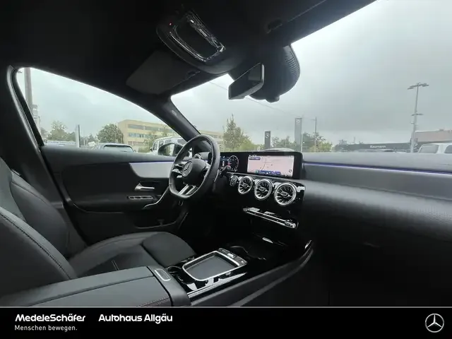Mercedes-Benz A 220
