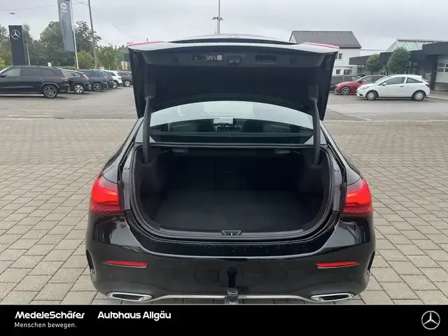 Mercedes-Benz A 220
