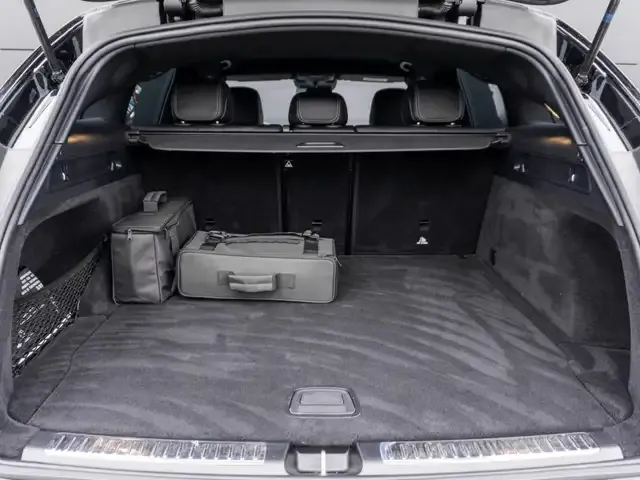 Mercedes-Benz EQC 400