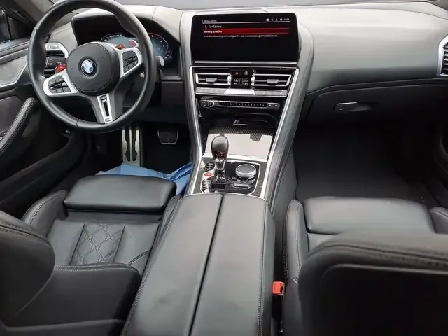 BMW M8