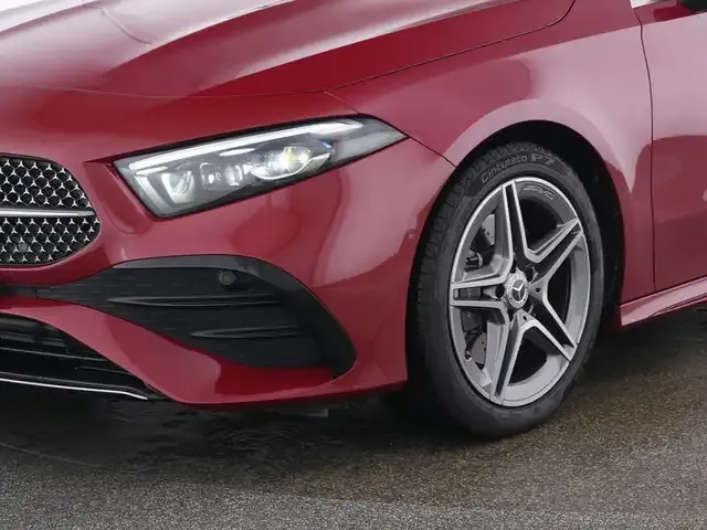 Mercedes-Benz A 220