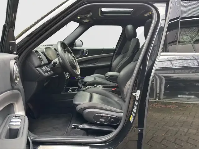 MINI Cooper SE Countryman