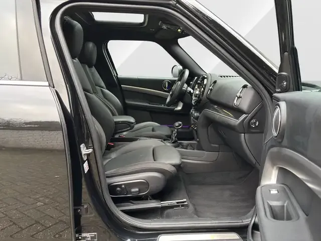 MINI Cooper SE Countryman