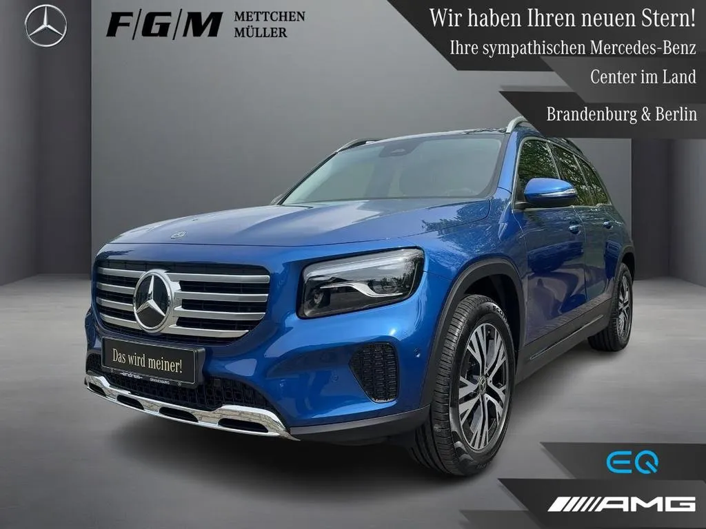 Mercedes-Benz GLB 220