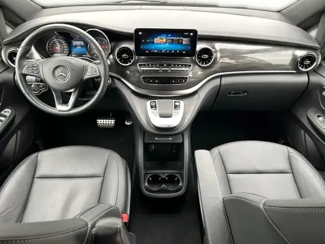 Mercedes-Benz V 250