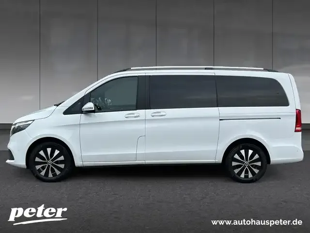 Mercedes-Benz V 250