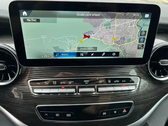 Mercedes-Benz V 250
