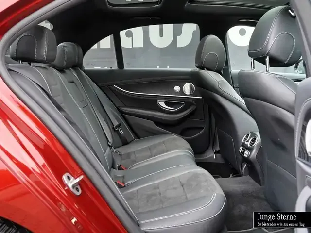Mercedes-Benz E 400