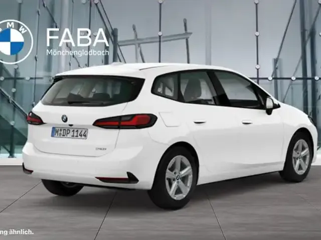 BMW 218