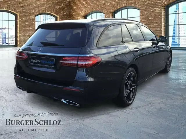 Mercedes-Benz E 300