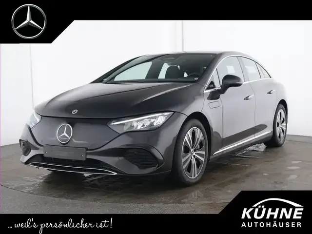 Mercedes-Benz EQE 300